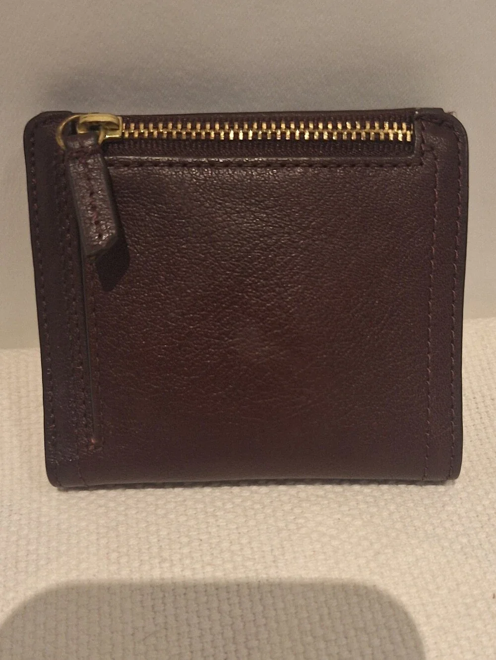 Fossil Leather Bifold Wallet in Brown